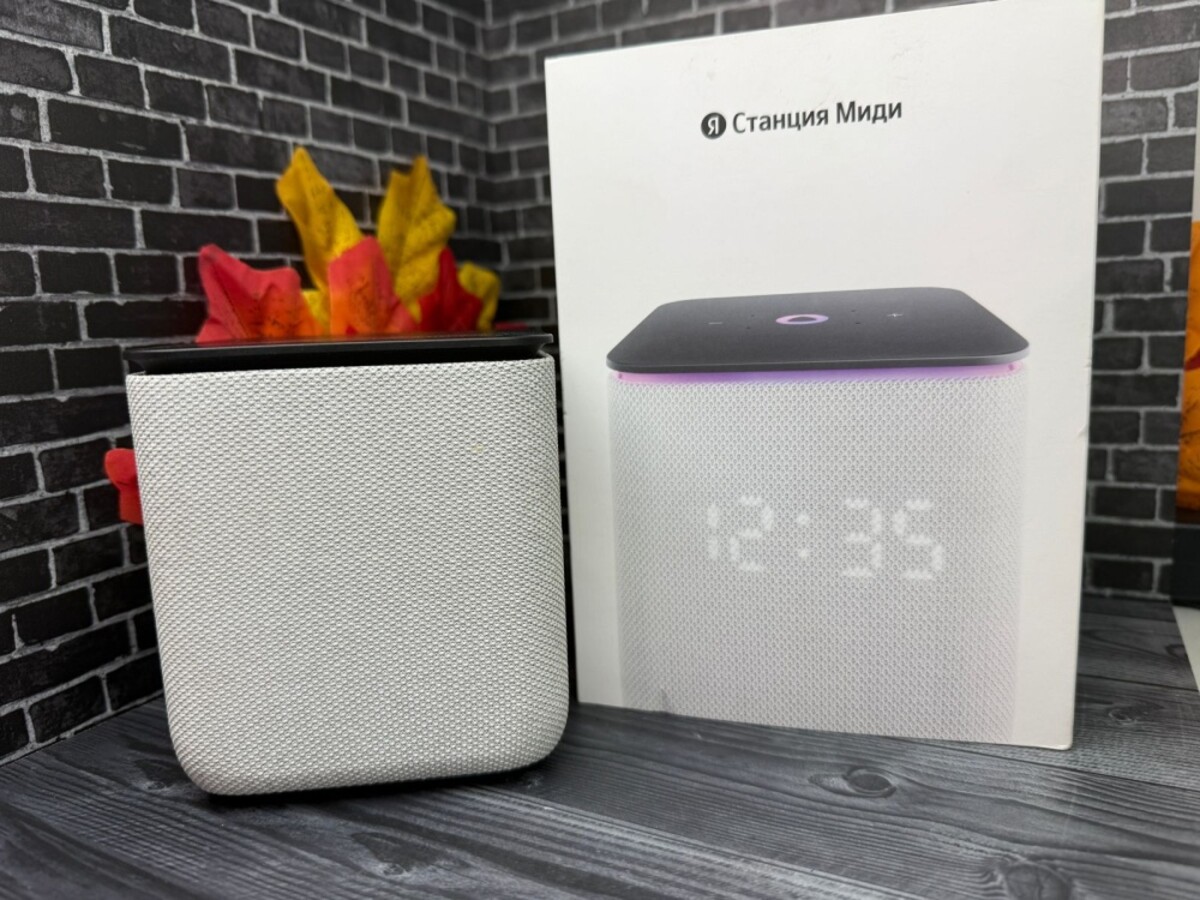 Яндекс станция Миди
