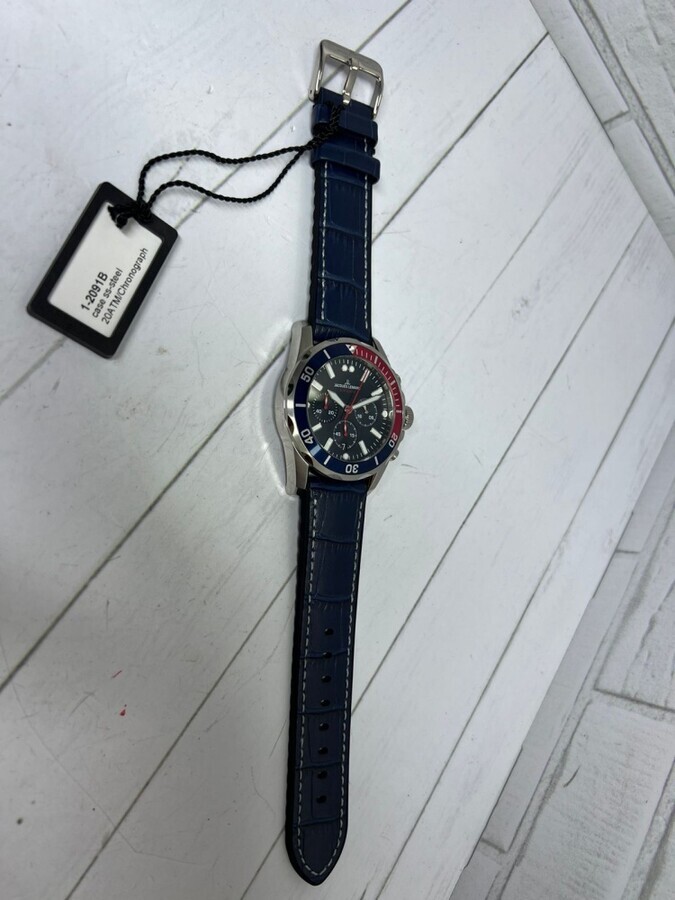 Часы Jacqus Lemans