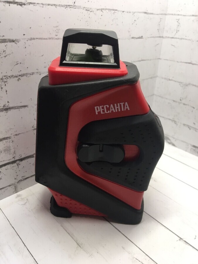 Лазерный уровень Ресанта ПЛ-1Х360А